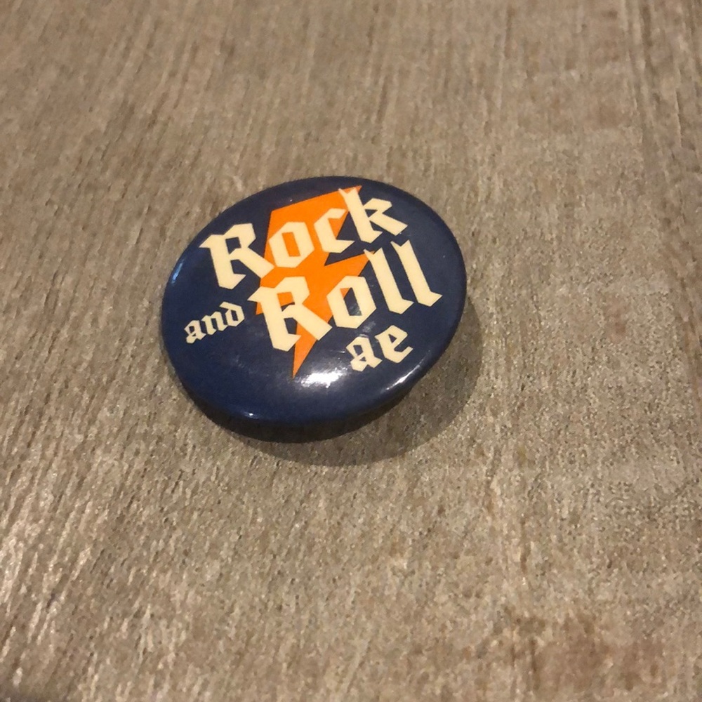 American Eagle Rock and Roll Button Pin
